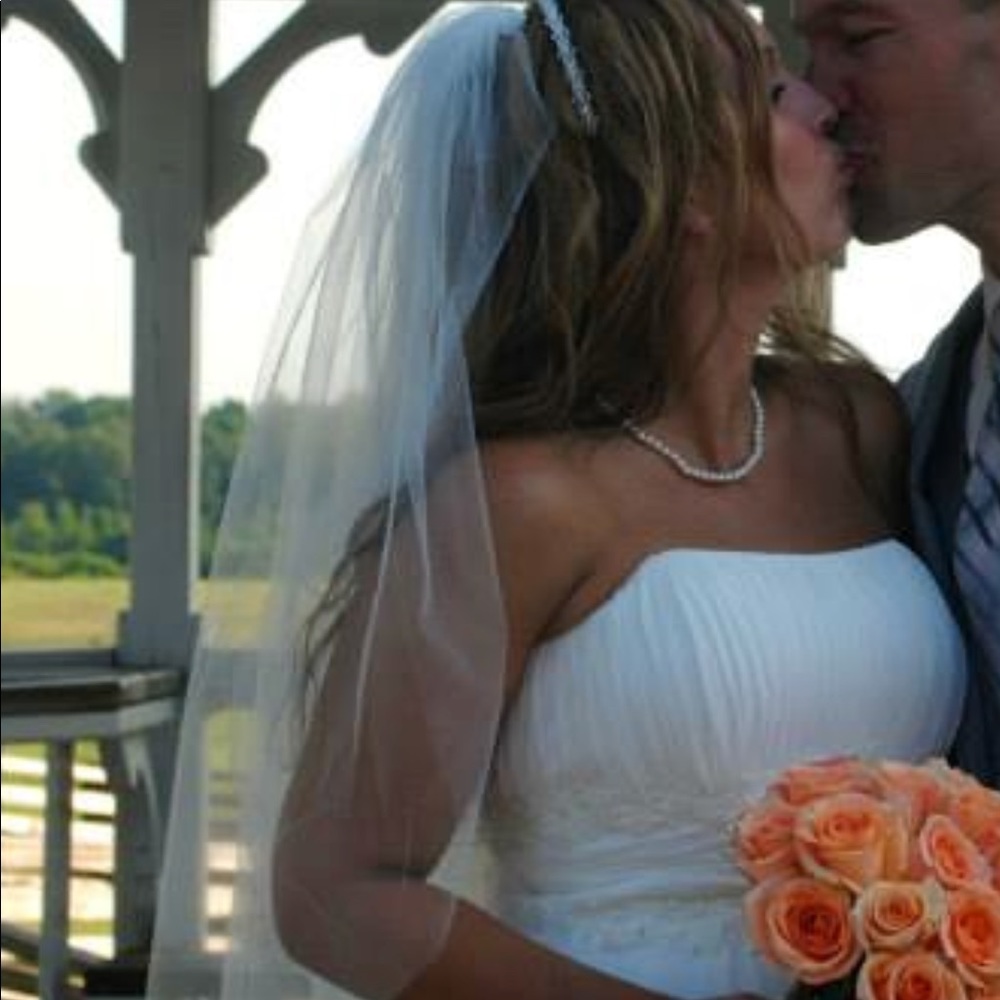 Wedding vale - Ivory in color